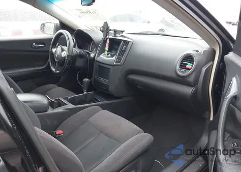 2014 Nissan Maxima 3.5 S/3.5 Sv z USA, uszkodzony, nr VIN 1N4AA5AP3EC454555